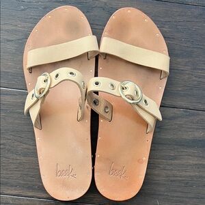 Beek Maleo Cream Leather Sandals with Buckle